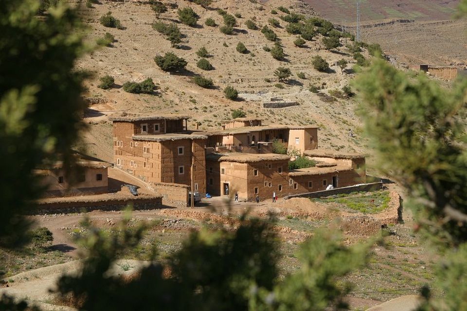 Rundreise Marokko, Außenansicht, Dar Itrane Ecolodge, Ait Bouguemez Tal, Marokko