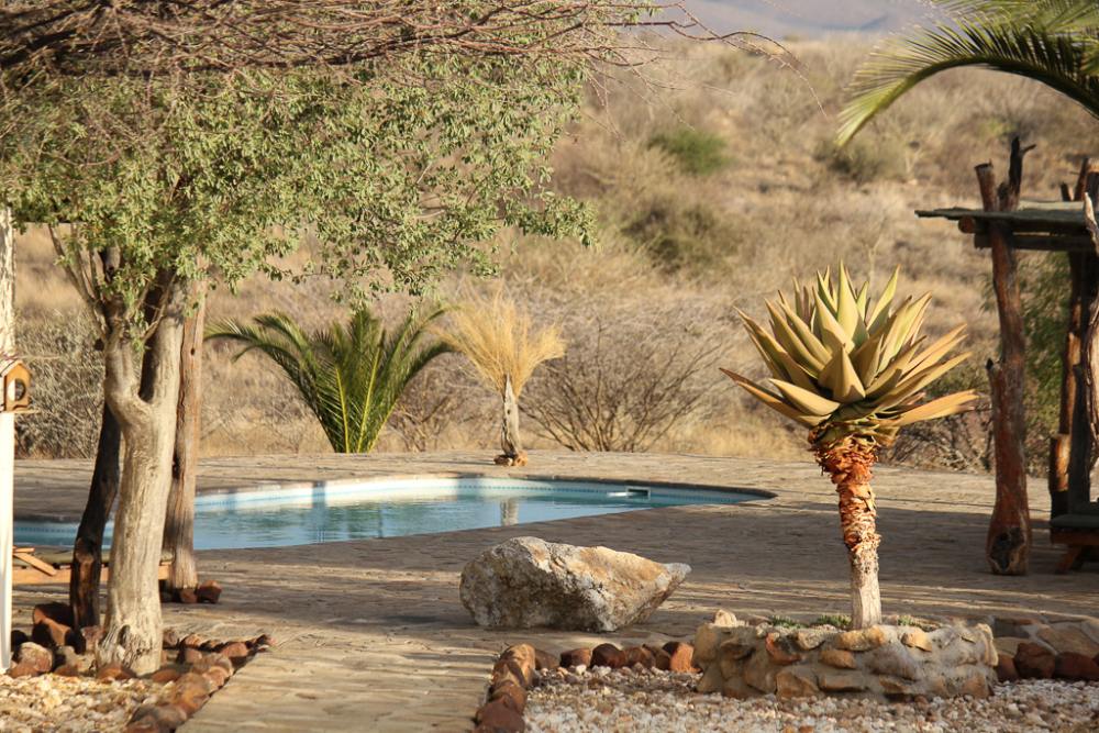 Pool, Hohenstein Lodge, Usakos, Namibia Rundreise