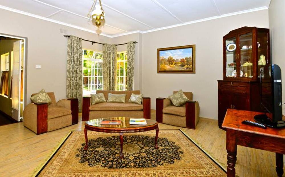 Wohnzimmer, Banff Lodge, Bulawayo, Simbabwe Rundreise