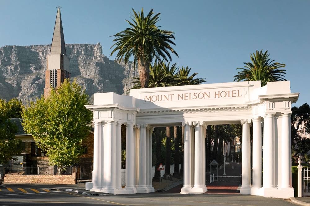 Kapstadt, Eingang Belmond Mount Nelson Hotel, Rundreise Südafrika 