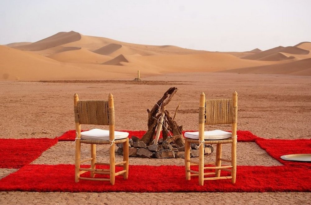 Privatreise Marokko, Lagerfeuer, Ghazala Desert Camp, Erg Chigaga, Marokko