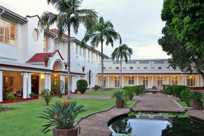 Victoria Falls Hotel, Simbabwe, Botswana und Südafrika Reise, Luxus