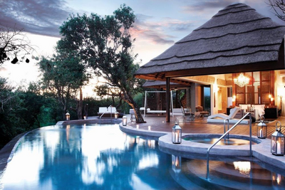 Pool in der Molori Safari Lodge, Südafrika Mauritius Reise