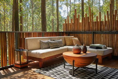 Balkon der Virunga Suite, One & Only Gorilla's Nest, Ruanda Reise, Vulkan Nationalpark 