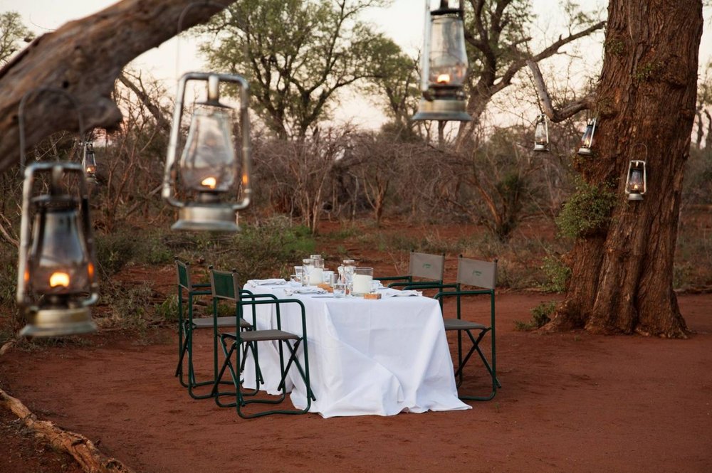 Individualreise Südafrika, Bush-Dinner, Molori Safari Lodge, Madikwe Game Reserve, Südafrika