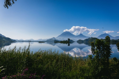 Uganda Reise, Panoramabild am Lake Mutanda, Uganda