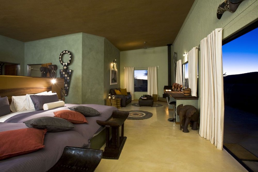 Schlaf und Wohnbereich Okonjima Luxury Bush Camp, Namibia Privatreise 