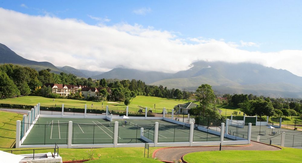 Luxusreise Südafrika, Tennisplatz, Fancourt Resort Hotel, George, Südafrika