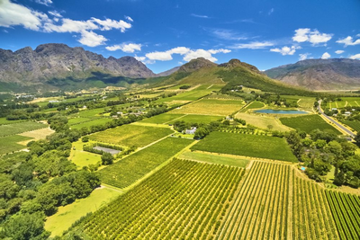 Individualreise Südafrika, Panoramabild Franschhoek, Wellness, Wein und wilde Tiere, Südafrika