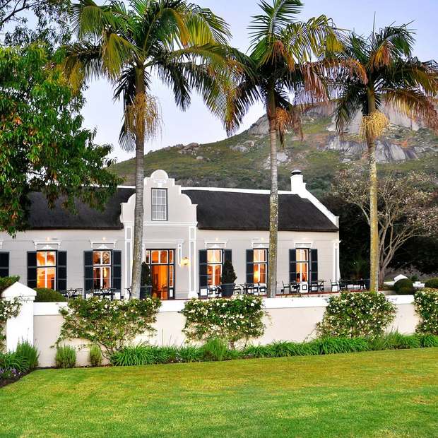 Individualreise Südafrika, Außenansicht, Grand Roche Hotel, Paarl, Südafrika