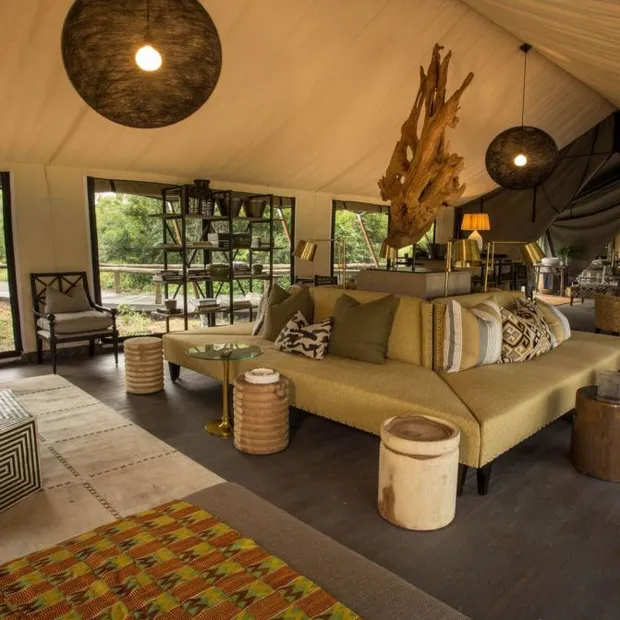 Lounge Gomoti Plains Camp, Botswana Rundreise