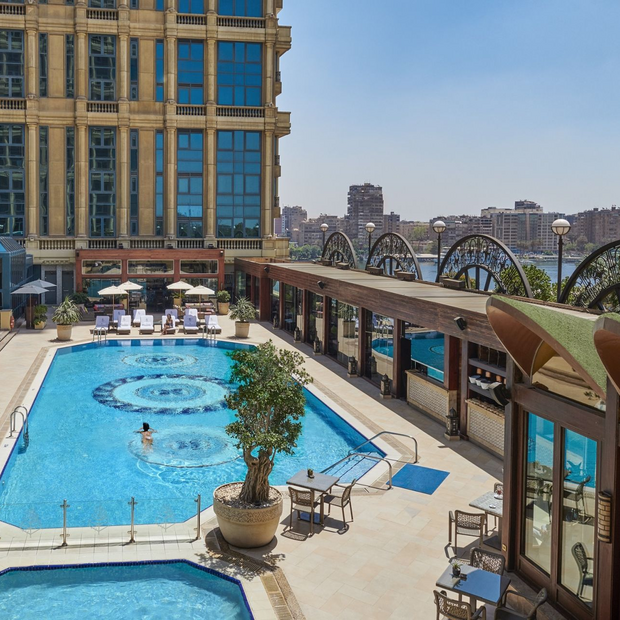 Poolbereich, Four Seasons Hotel Cairo at the Residence, Ägypten Reise