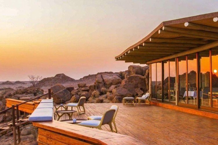 Abendstimmung in der Sorris Sorris Lodge, Namibia Luxusreise 