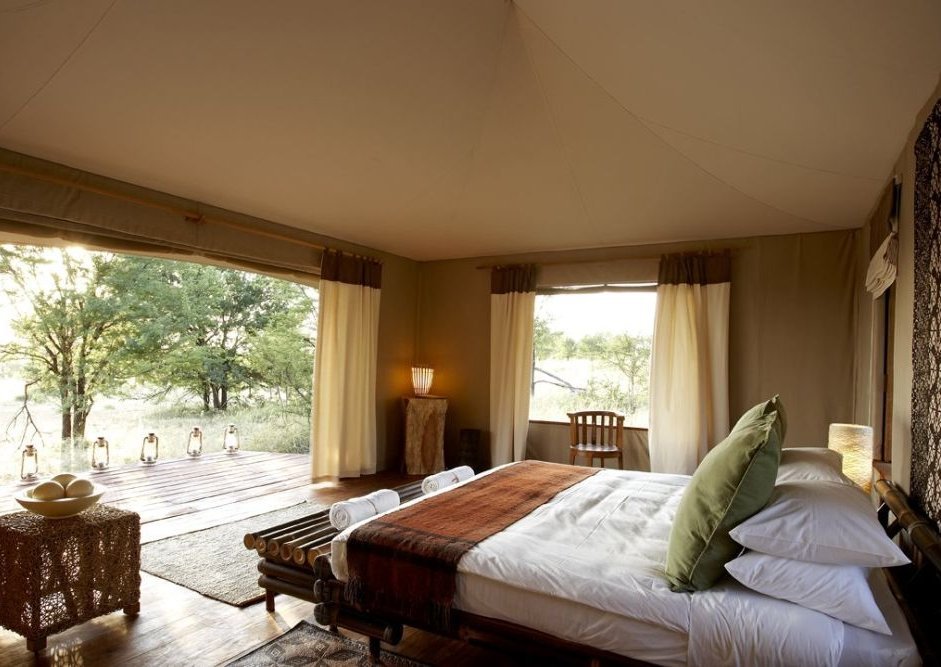 Rundreise Tansania, Schlafzimmer, Sayari Camp, Serengeti, Tansania Safari