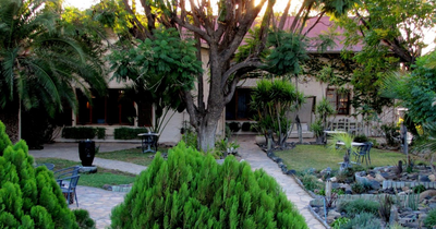 Innenhof, The Elegant Farmstead, Namibia Reisen