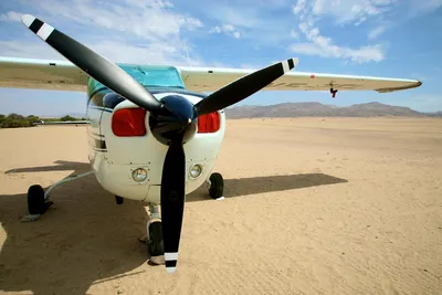 Kleinflugzeug in Namibia, Rundreise Namibia 